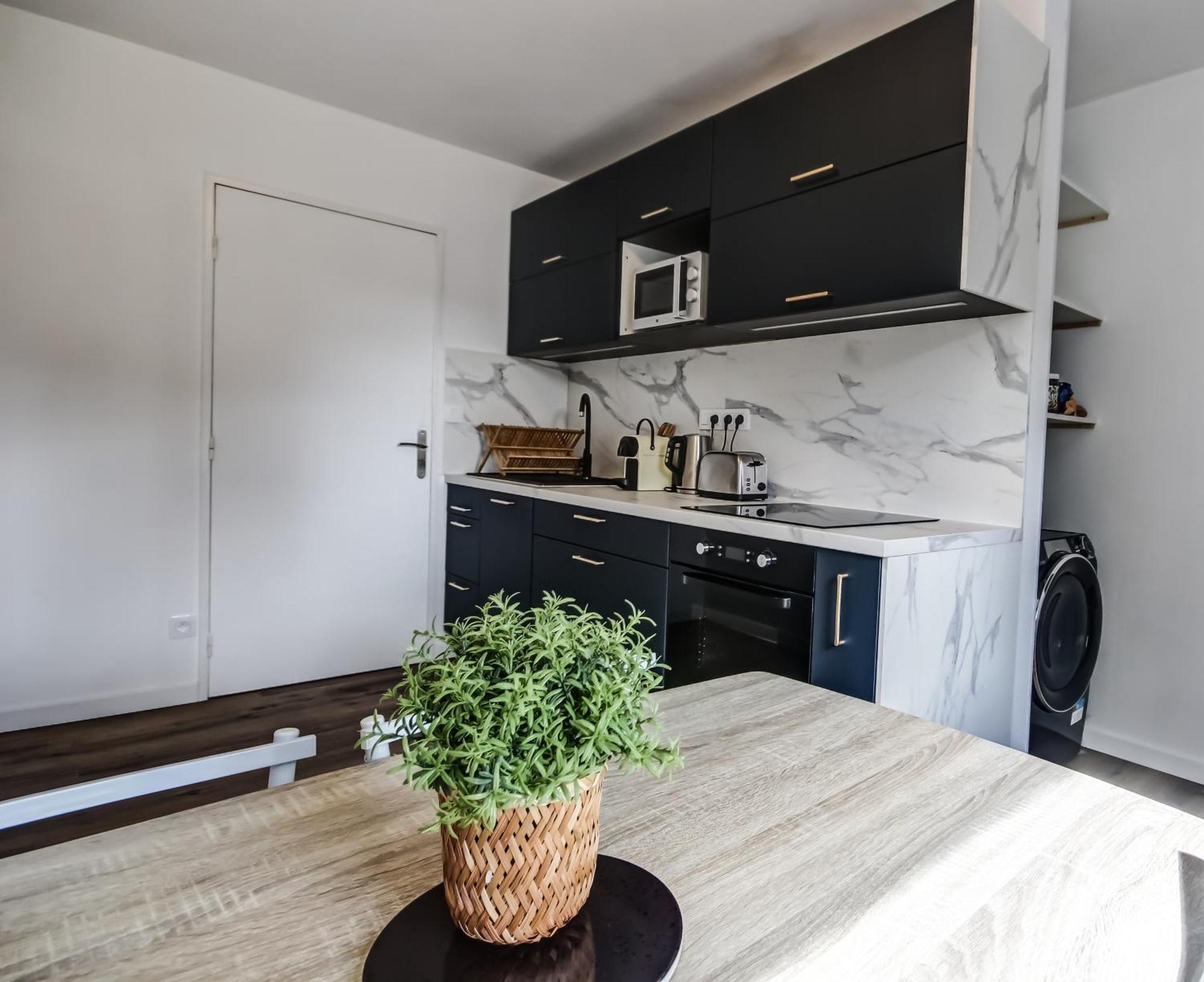 Suite T5 Rennes Gare - Parking Prive Gratuit Luaran gambar