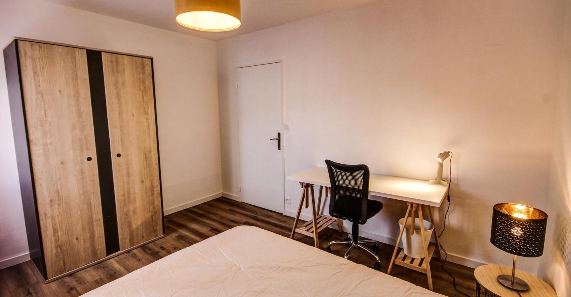 Suite T5 Rennes Gare - Parking Prive Gratuit Luaran gambar